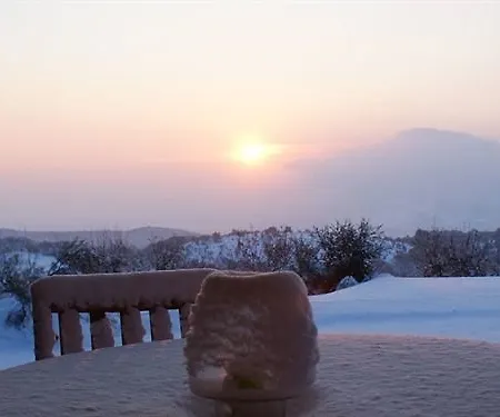 B&B 마스 라 마르셰트 4*