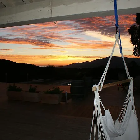 Mas La Marchette Bed & Breakfast 4*