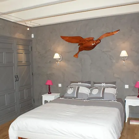 마스 라 마르셰트 B&B 세렛