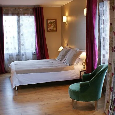 B&B 마스 라 마르셰트 4*